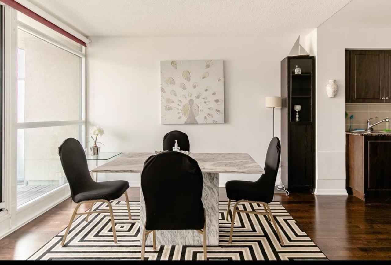 Downtown Toronto+Free Parking+Cn Tower View Apartment Екстериор снимка